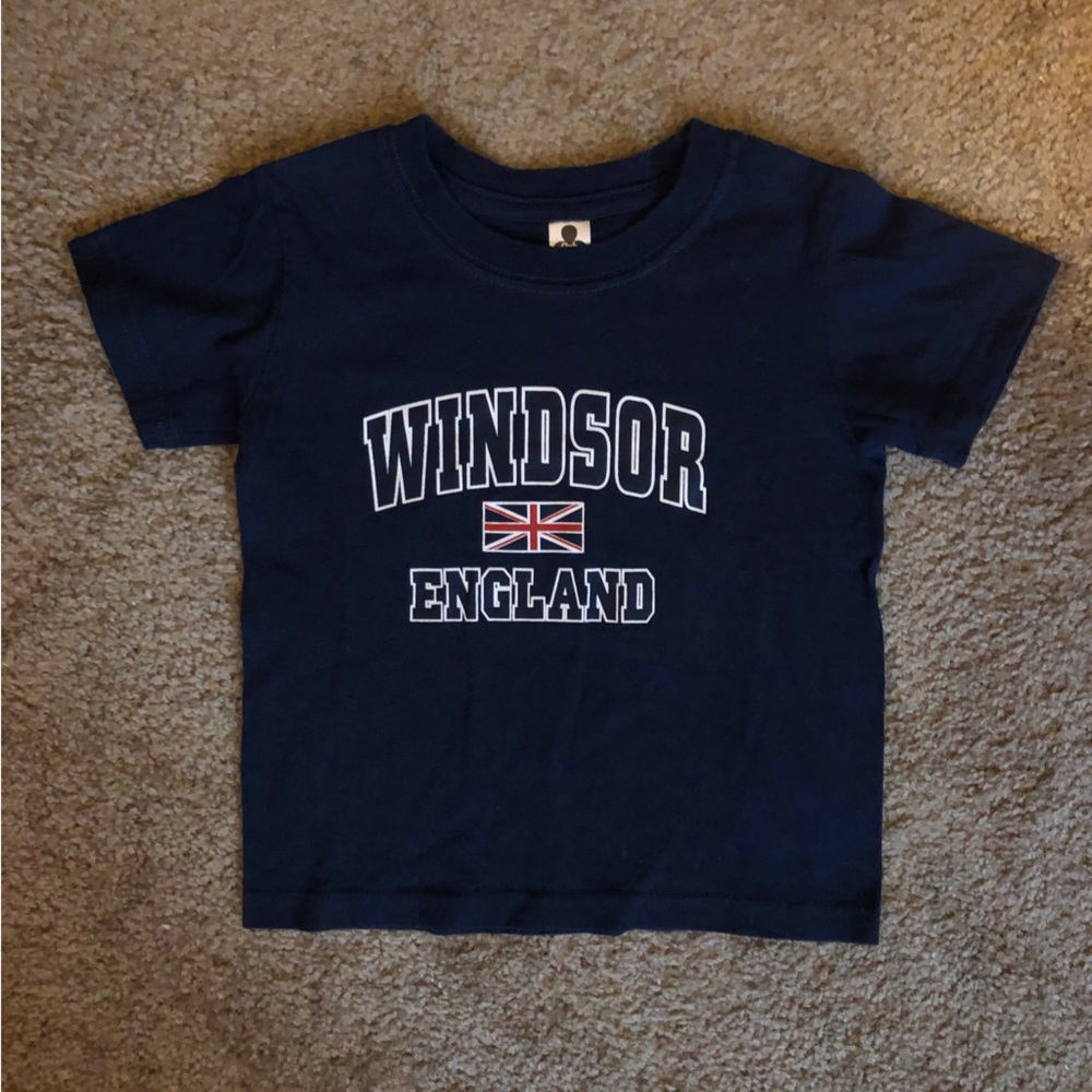Windsor England t-shirt size 18 months